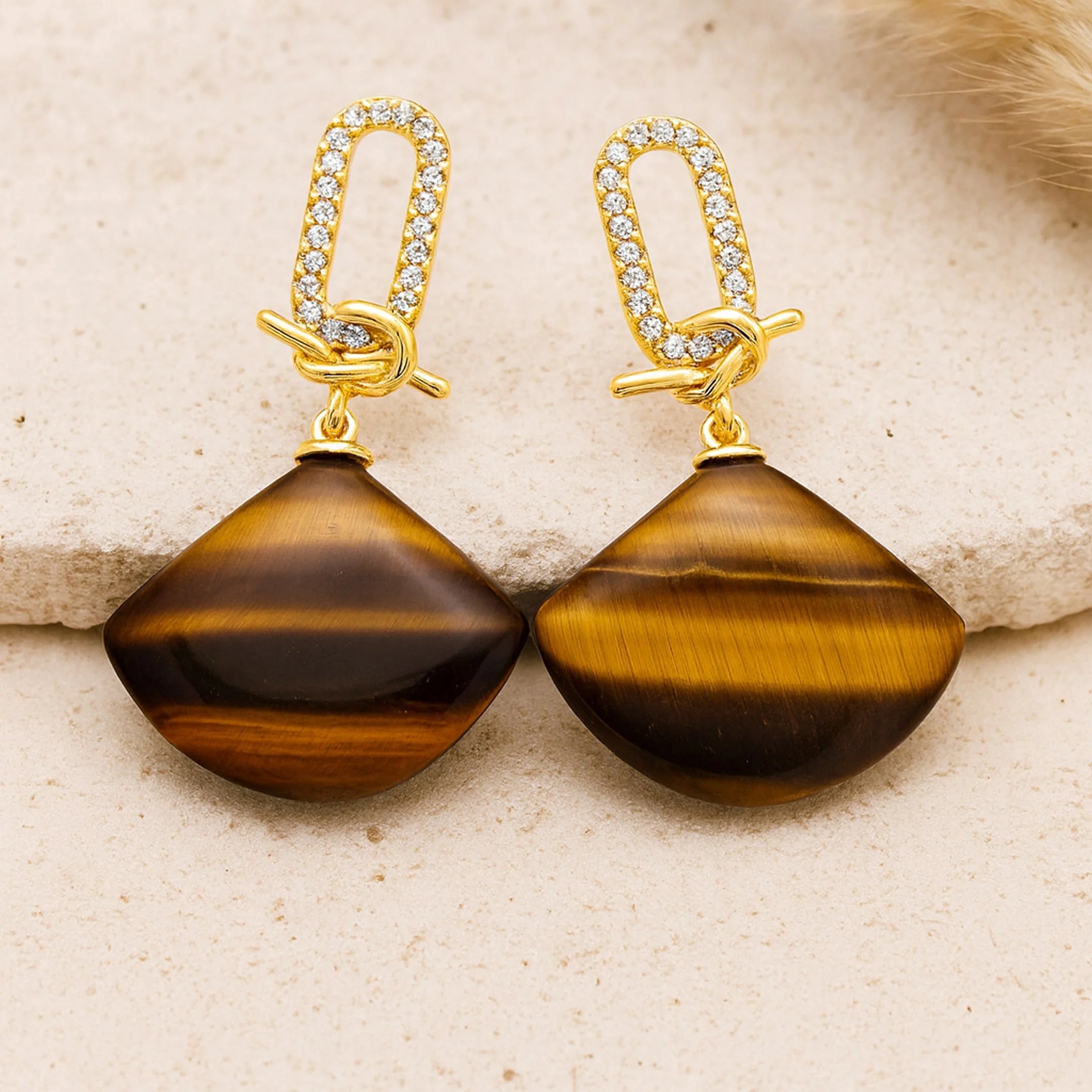 Boucles d'Oreilles Pendantes en Pierres Naturelles - Stabilité Intérieure