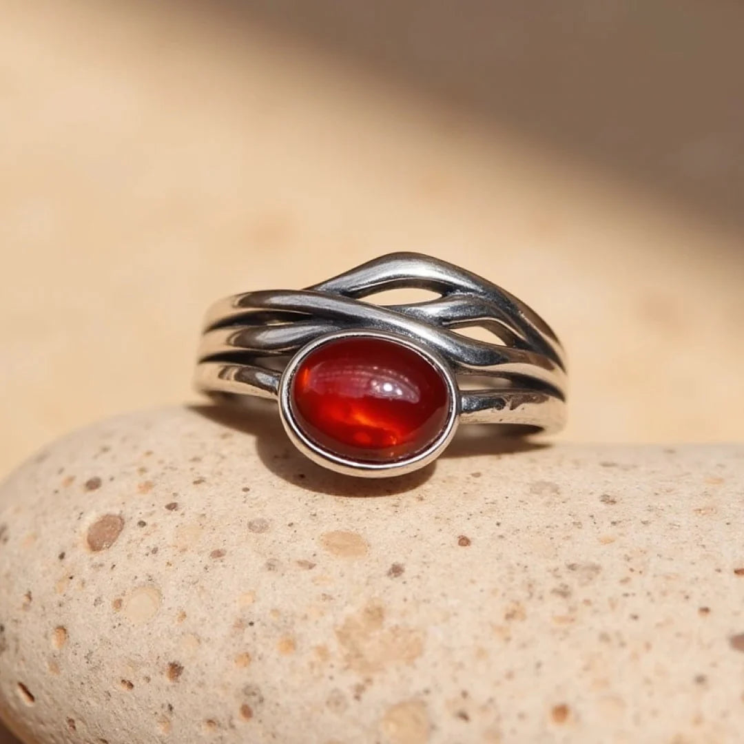 Bague Ajustable "Priya" en Grenat & Argent