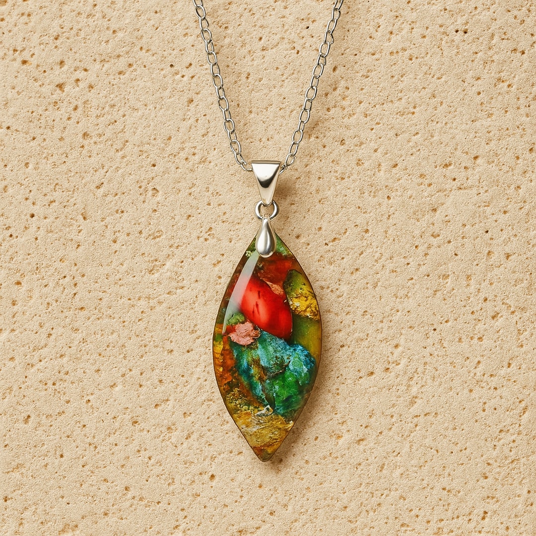 Collier Pendentif "Prisme Minéral" en Jaspe