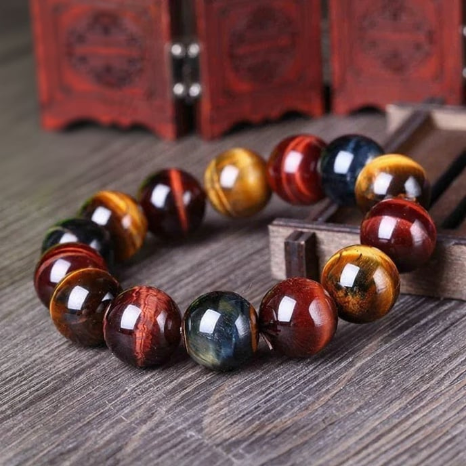 Bracelet "Sentinelle" en Oeil de Tigre, Taureau & Faucon