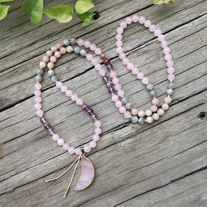 Collier Mala "Lune Sacrée" en Super 7, Pierre de Soleil, Quartz Rose & Labradorite