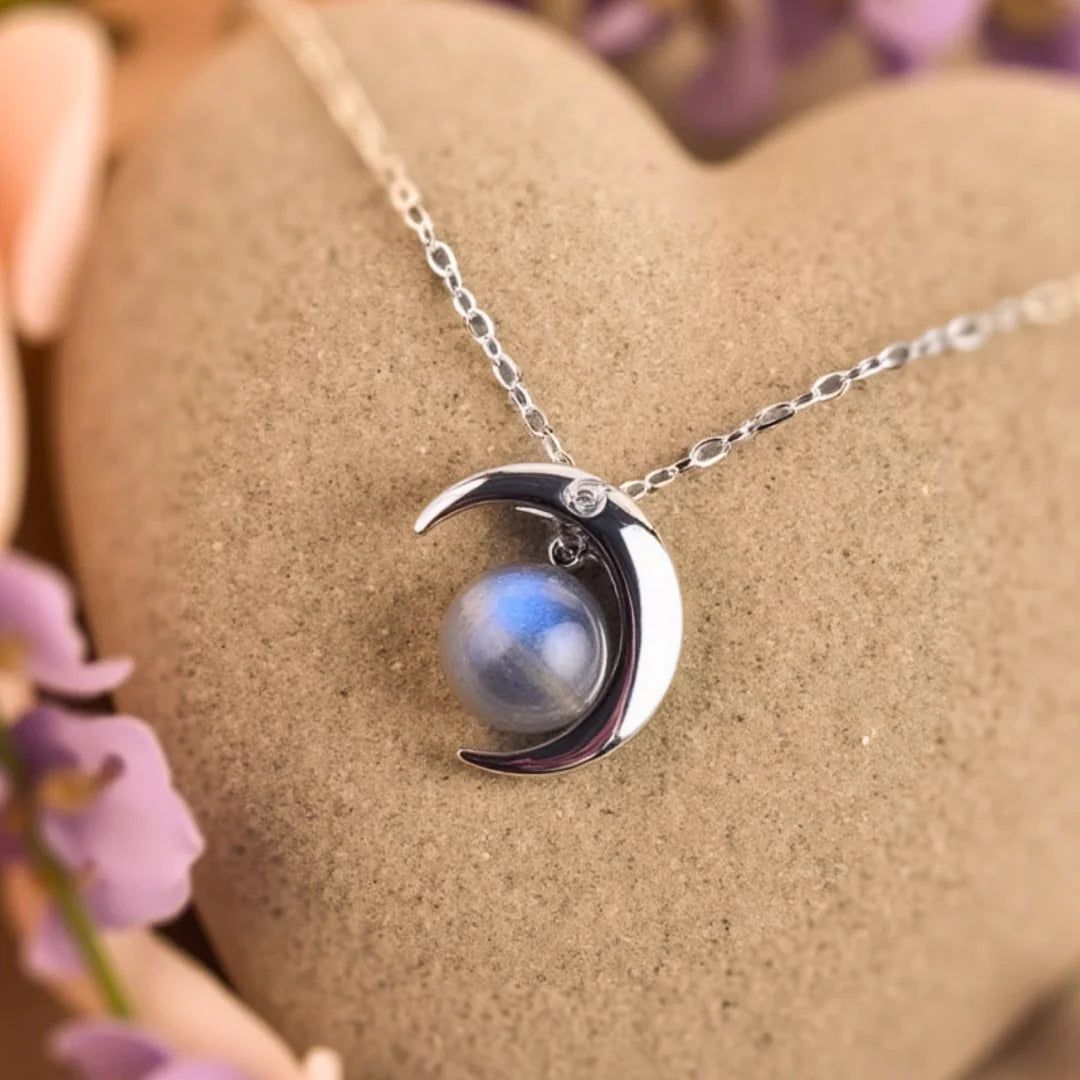 Pendentif en Labradorite & Argent - Lune Bienveillante