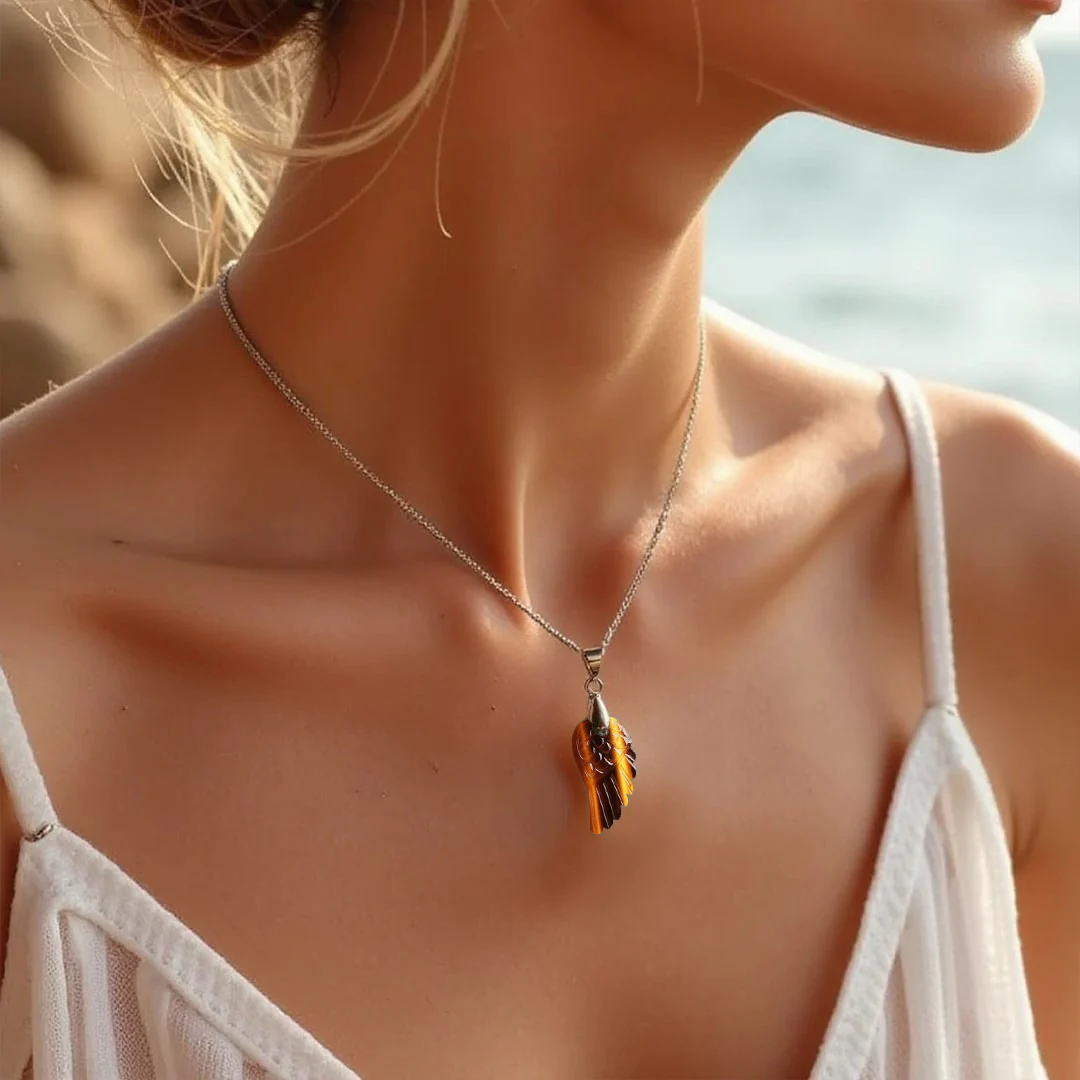 Collier Pendentif "Aile d'Ange" en Pierre Naturelle