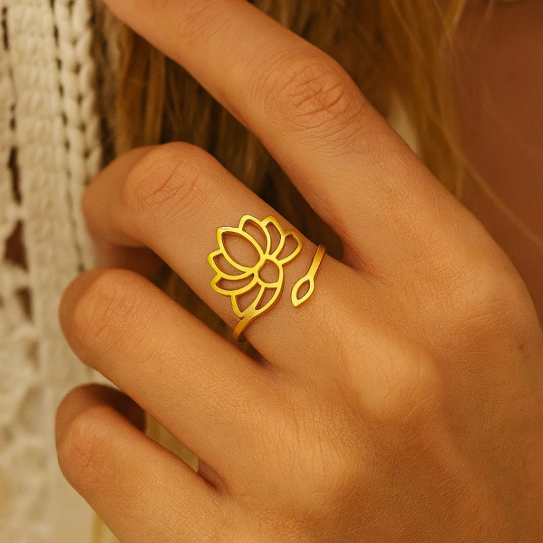 Bague Ajustable "Lotus Sacré"