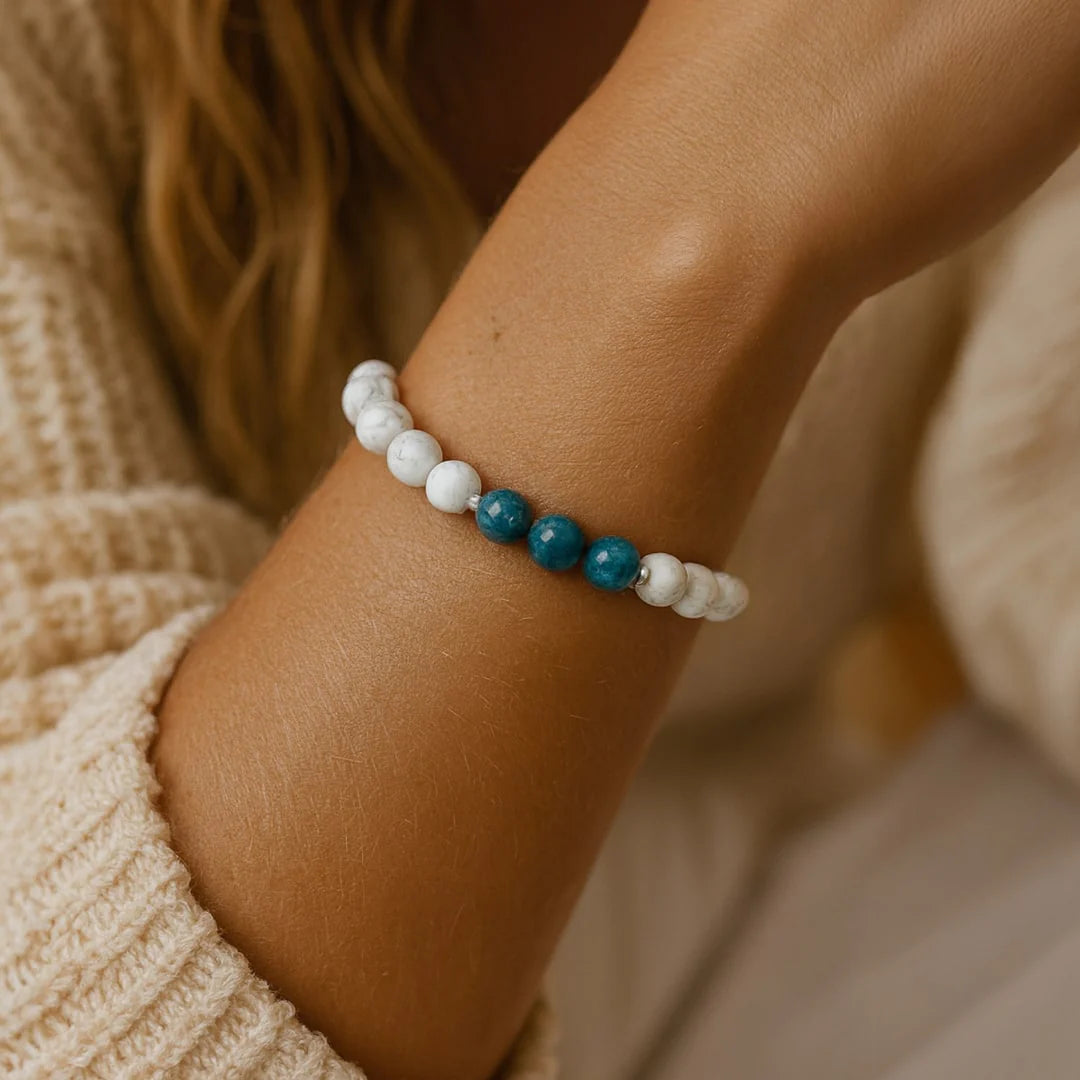 Bracelet "Silhouette Zen" en Howlite & Apatite