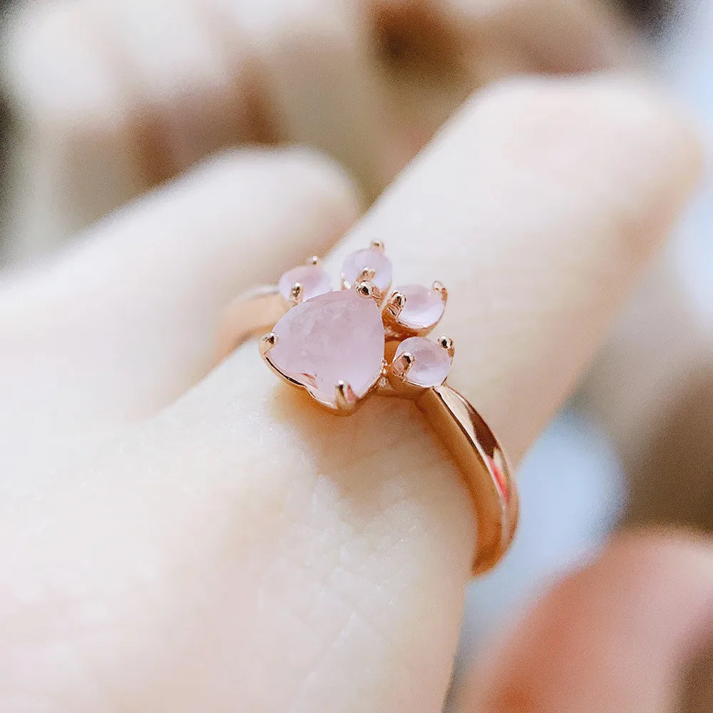 Bague Ajustable "Patte d’Amour" en Quartz Rose