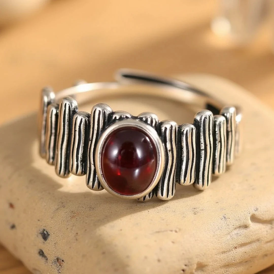Bague Ajustable "Ananda" en Grenat & Argent