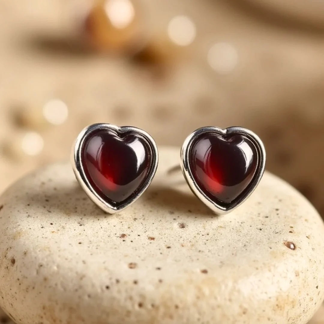 Boucles d'Oreilles "Murmure du Coeur" en Grenat & Argent