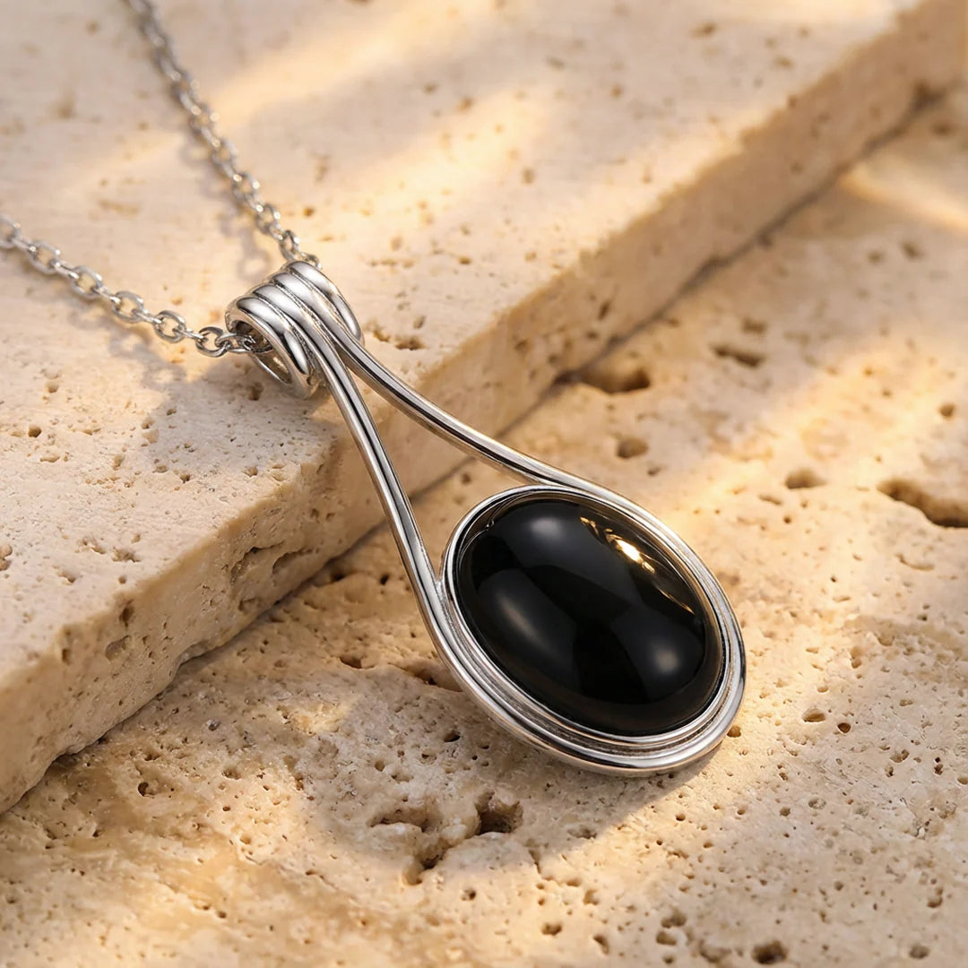 Pendentif en Onyx Noire & Argent - Sérénité d'Ebène