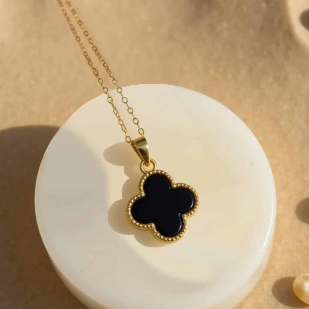 Collier "Trèfle Sacré " en Onyx Noir