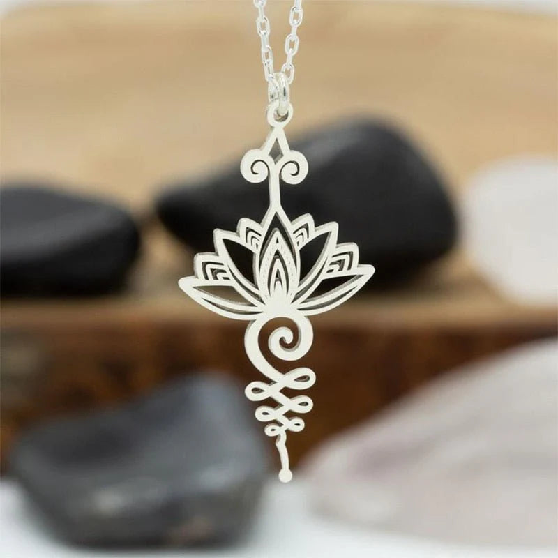 Collier Pendentif "Lotus Unalome"