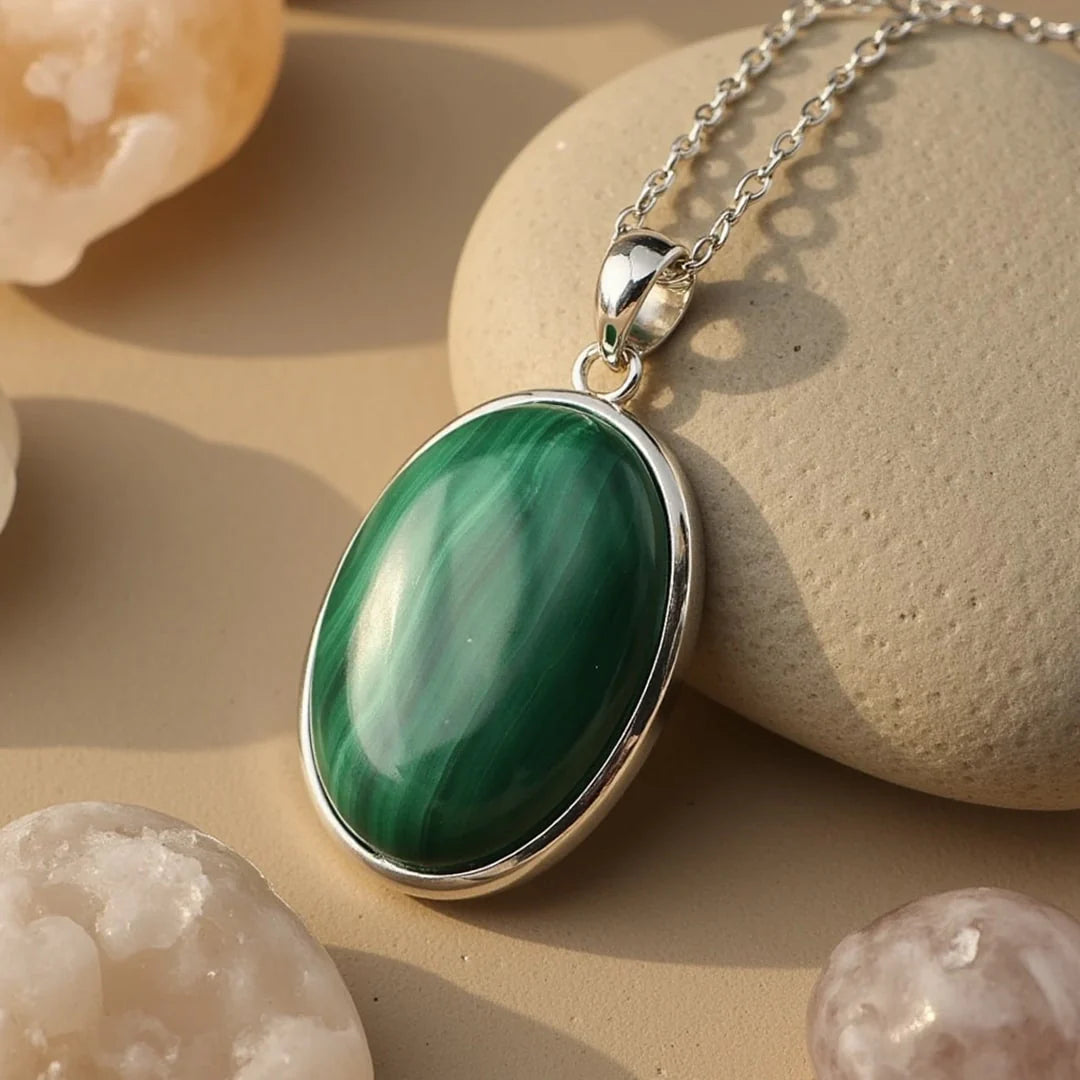 Pendentif "Vitalité Luxuriante" en Malachite & Argent