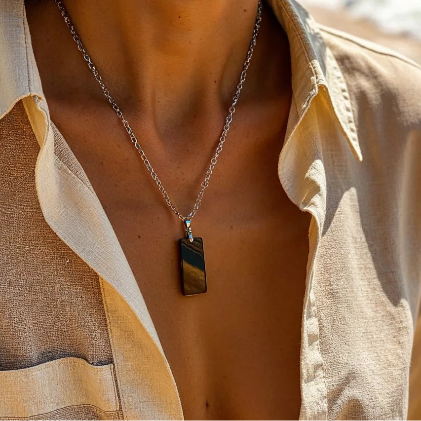 Pendentif en Pierre Naturelle - Puissance & Elégance