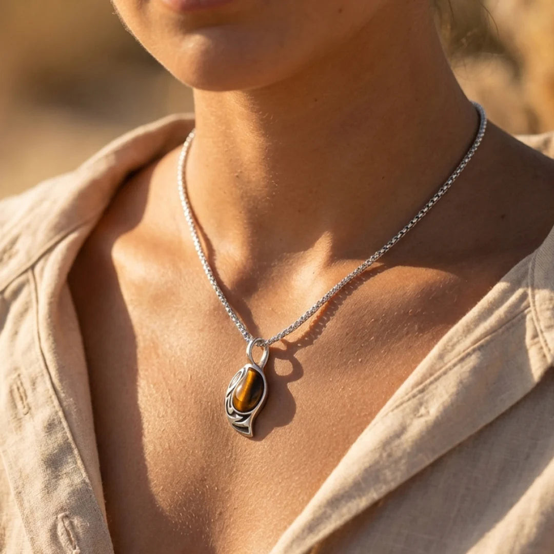 Pendentif en Oeil de Tigre - Amulette Tribale