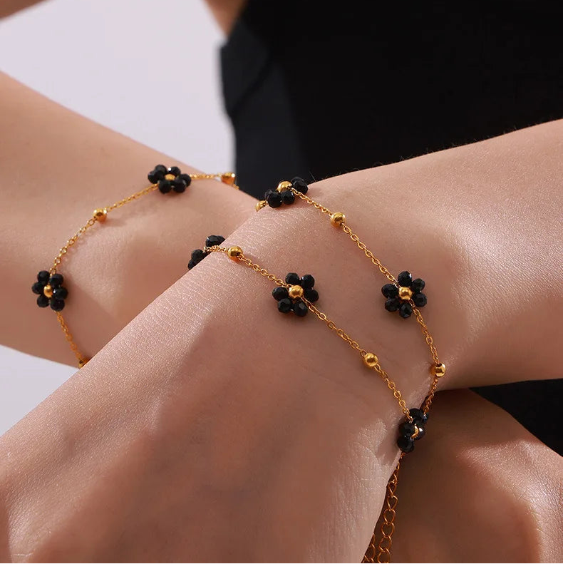 Collier "Floraison Intérieure" en Spinelle Noir