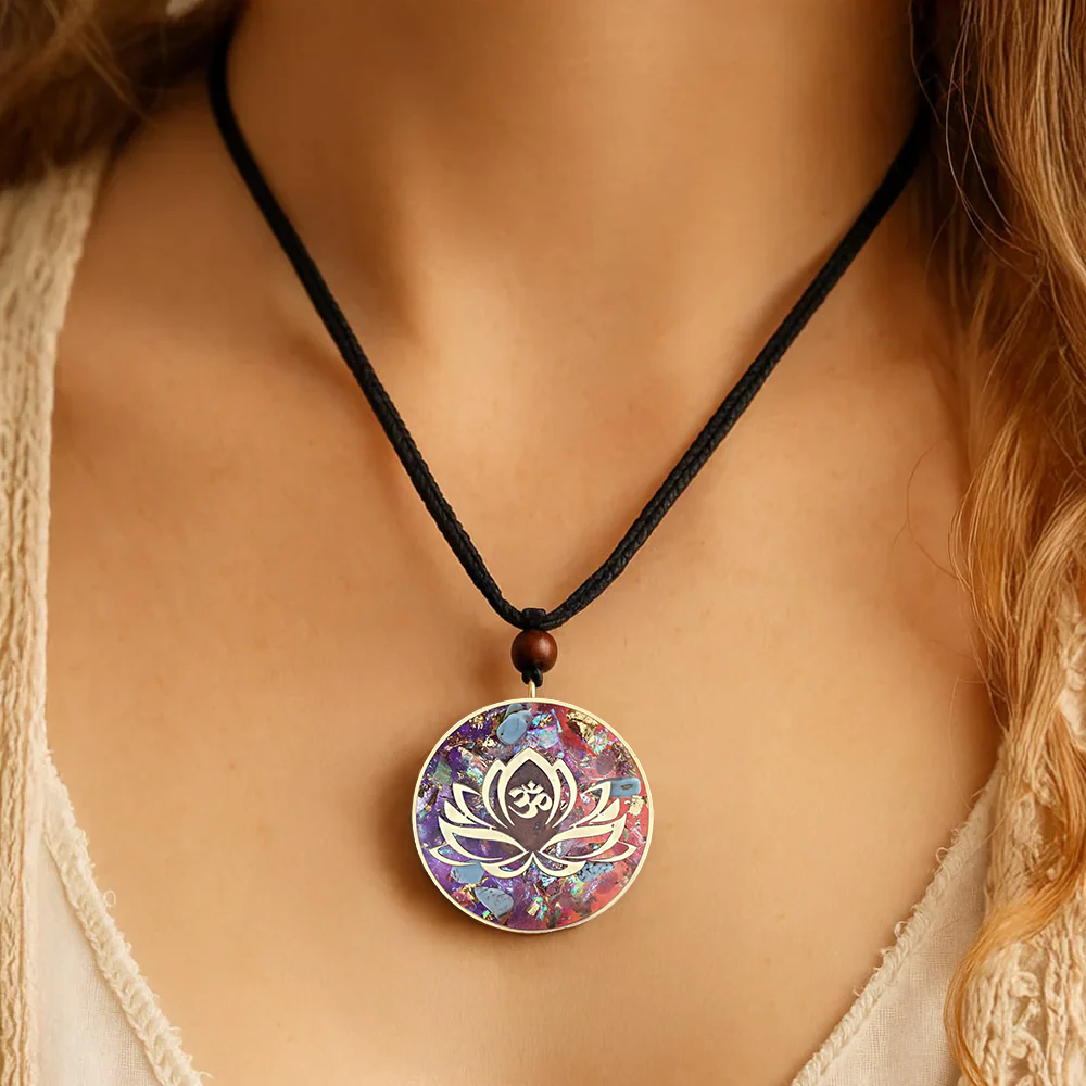 Pendentif Orgonite en Turquoise & Oeil de Tigre - Lotus-Om