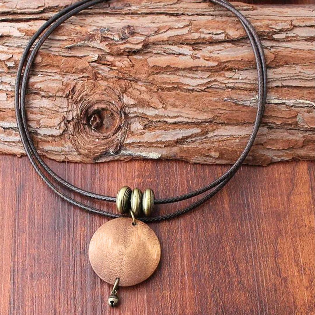Collier Pendentif en Bois de Merisier - Arbre de Vie Eternel