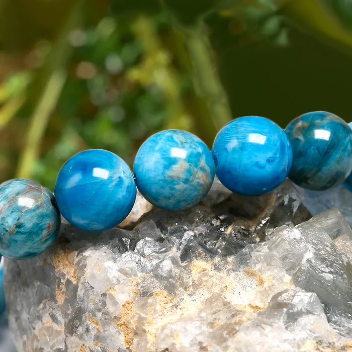 Bracelet "Océan Limpide" en Apatite Bleue