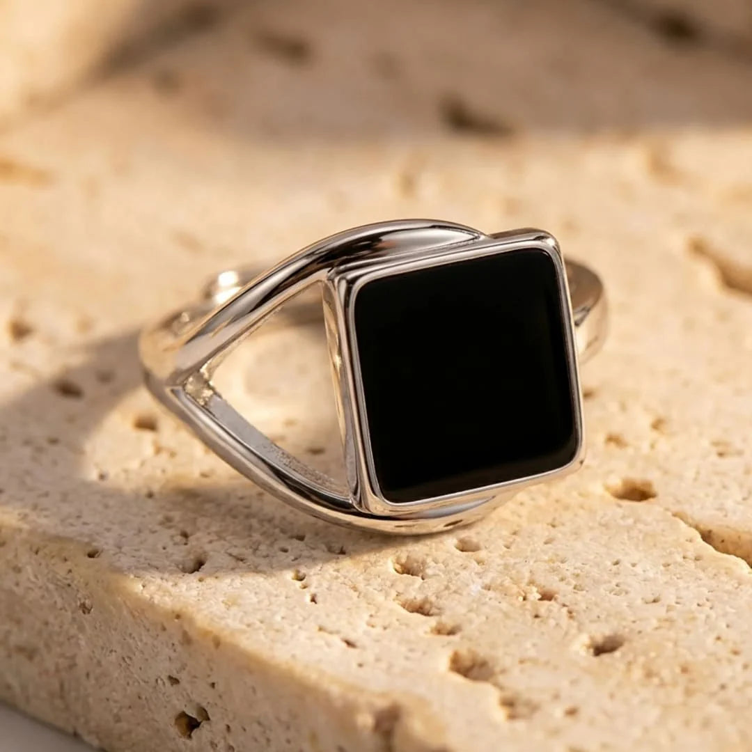 Bague Ajustable en Onyx Noir - Equilibre Absolu