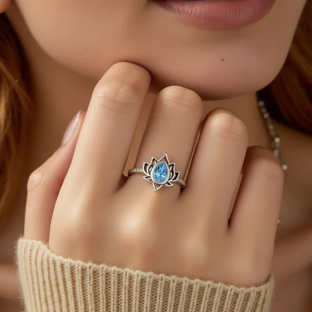 Bague "Fleur de Lotus" en Argent & Zircon Bleu