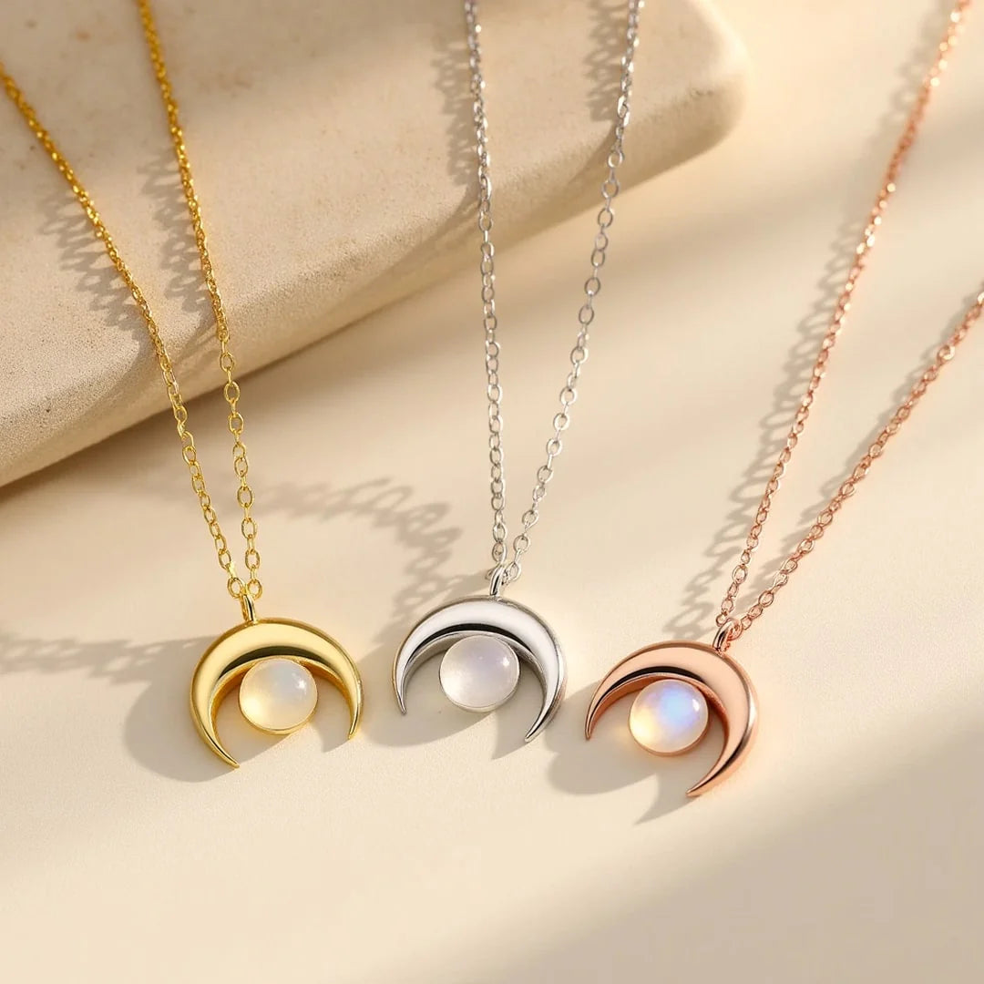 Collier en Pierre de Lune - Croissant de Lune
