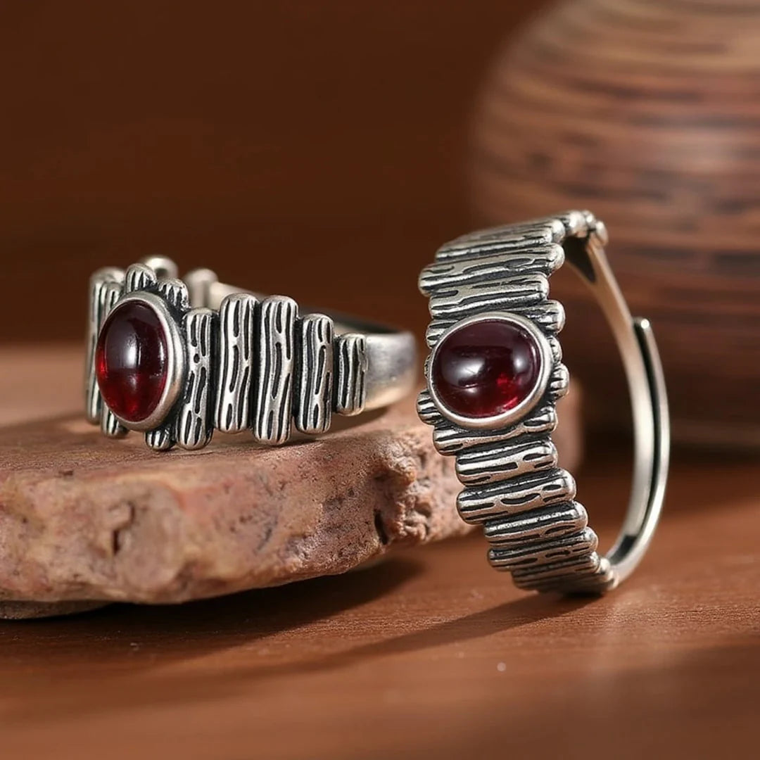 Bague Ajustable "Ananda" en Grenat & Argent