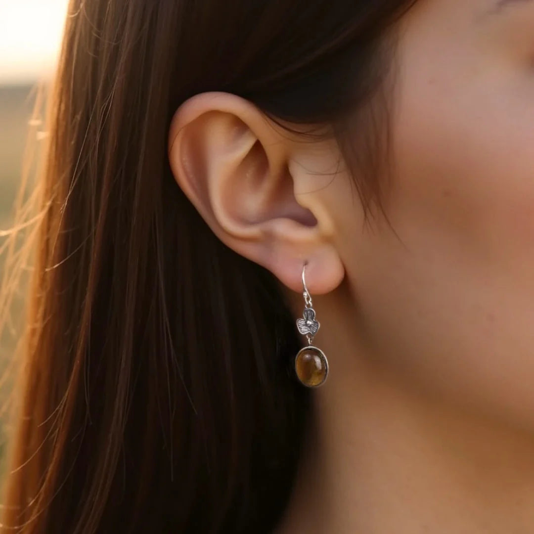 Boucles d’Oreilles en Oeil de Tigre - Fleur de Confiance