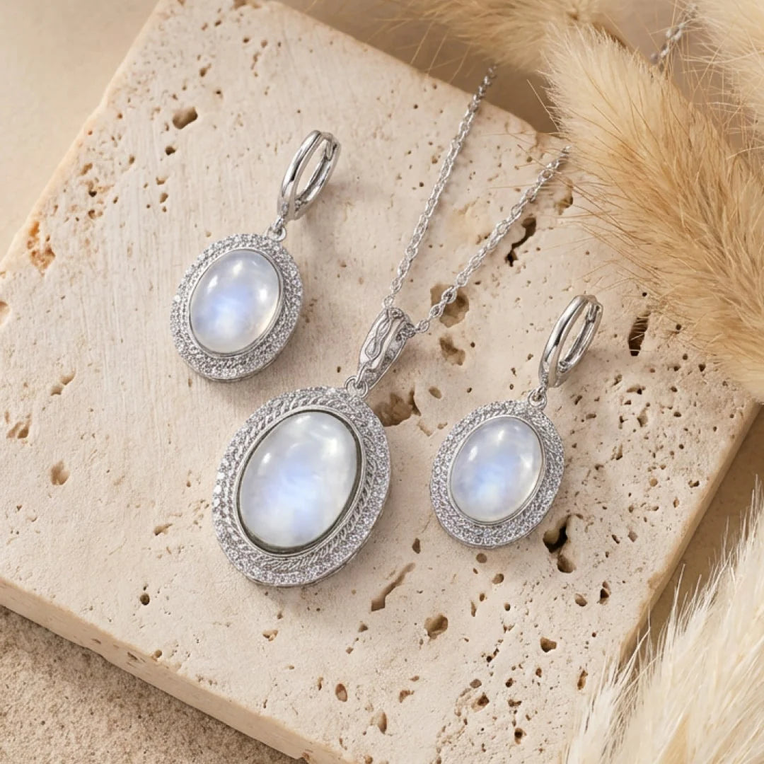 Collier Pendentif en Pierre de Lune - Eveil de l'Ame