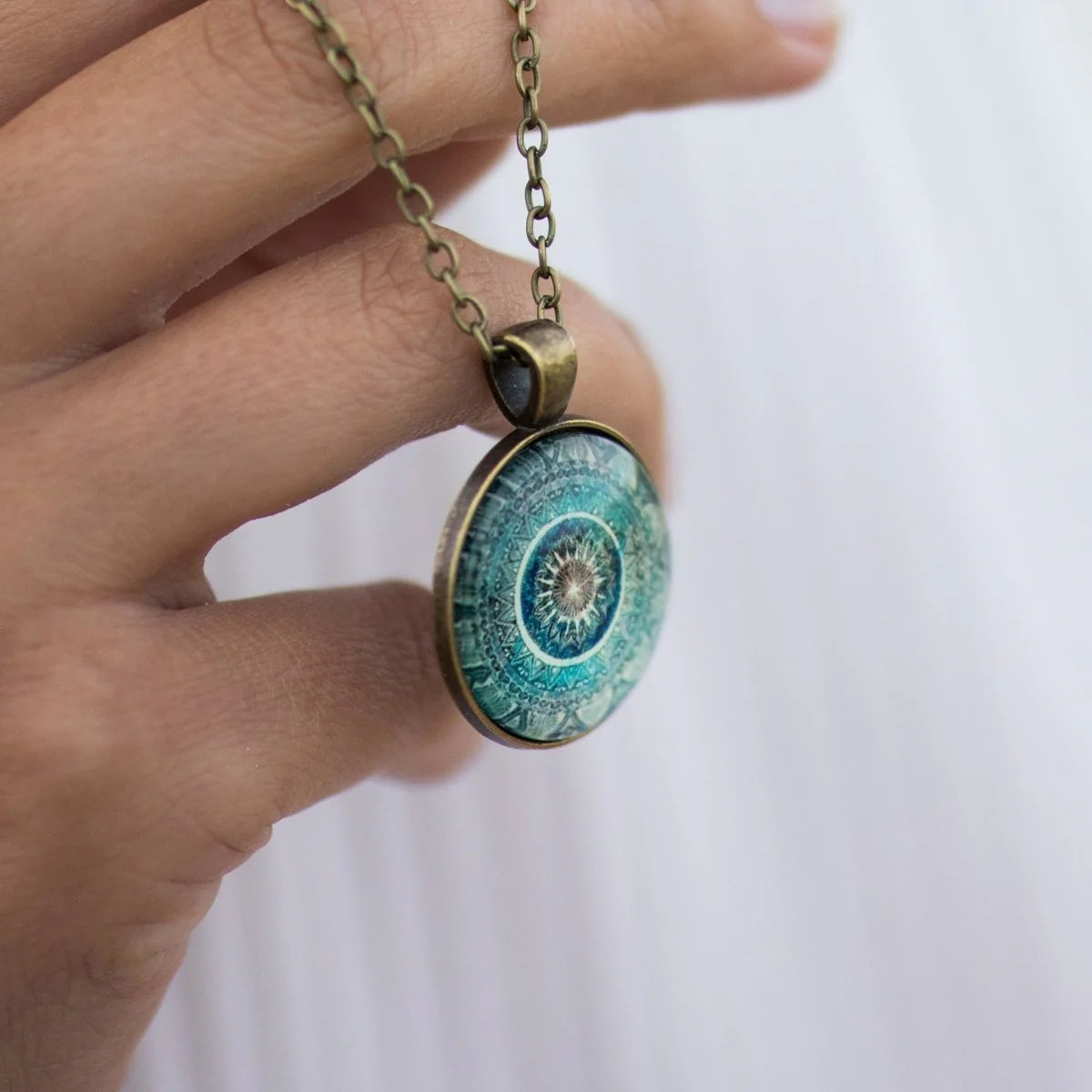 Collier Pendentif Mandala - "Blue Kaleido"