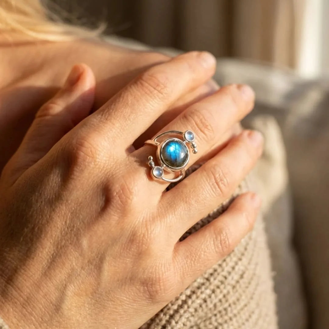 Bague en Labradorite - Clarté Circulaire