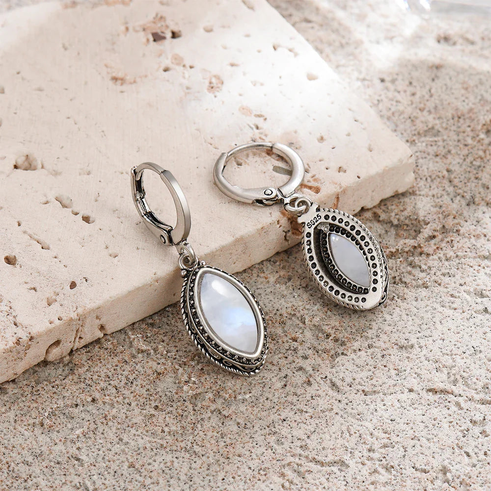 Boucles d'Oreilles en Pierre de Lune - Calme & Volupté
