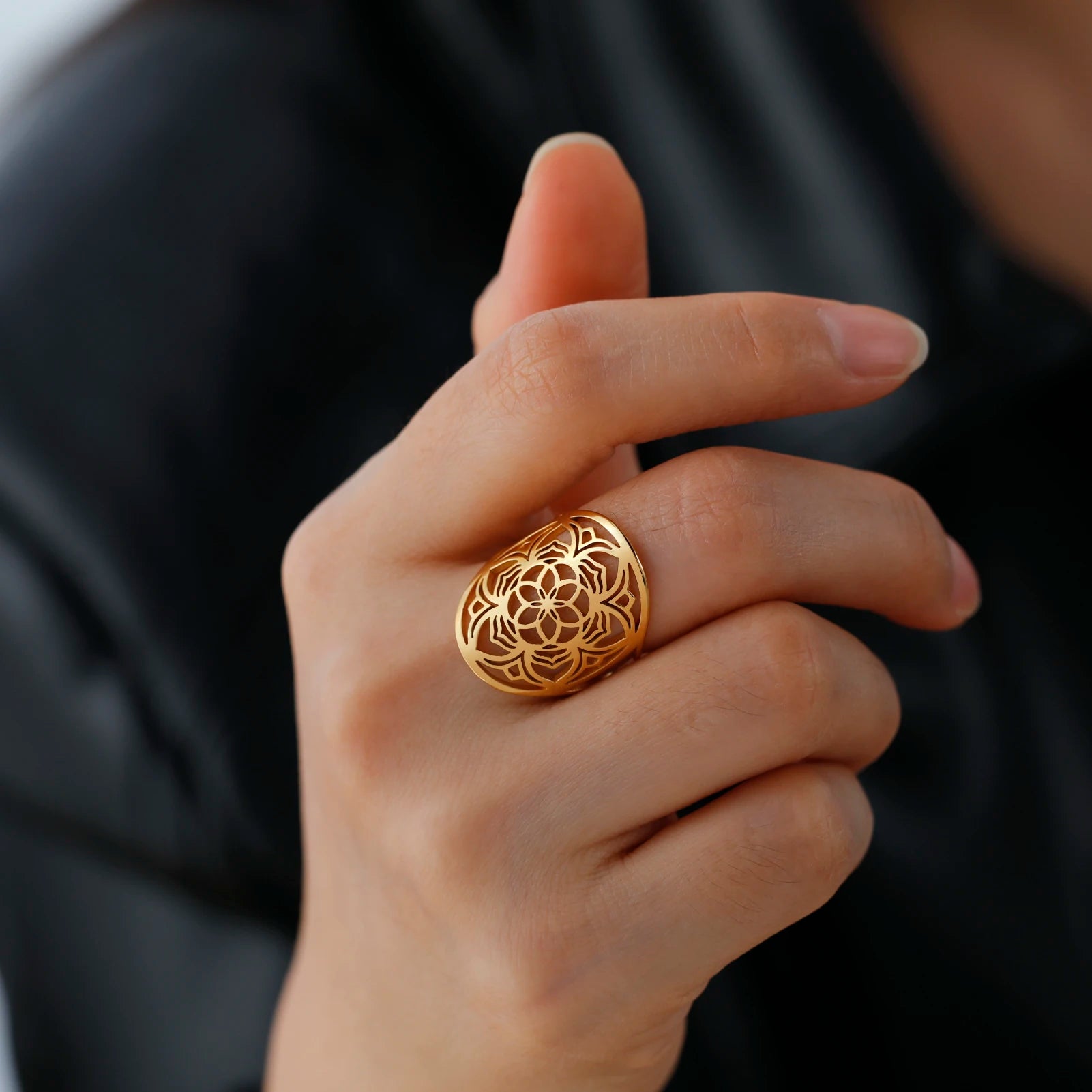 Bague Ajustable "Fleur de Mandala"