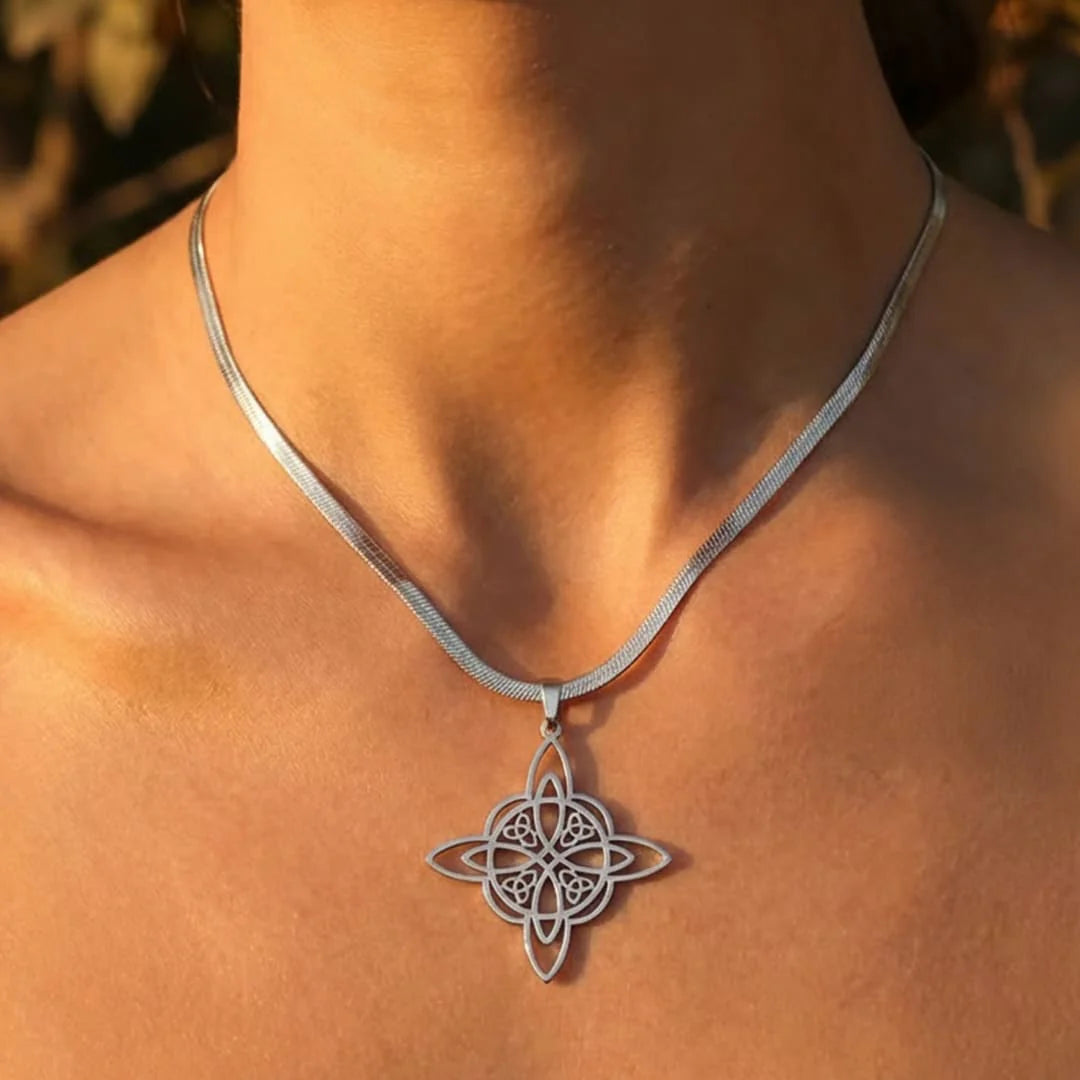 Collier Pendentif Nœud de Sorcière - Lien d’Éternité