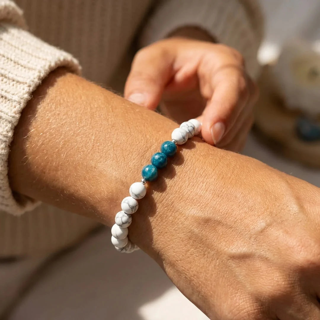 Bracelet en Howlite & Apatite - Silhouette Zen