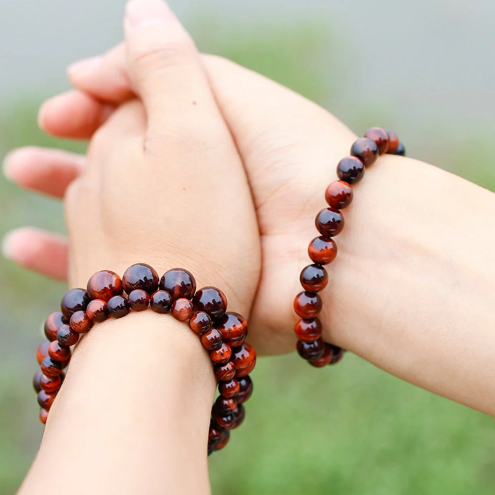 Bracelet en Œil de Taureau Rouge - Bouclier des Anciens