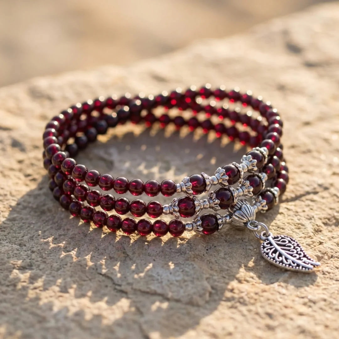 Bracelet Multi-tours en Grenat - Éveil de Prospérité