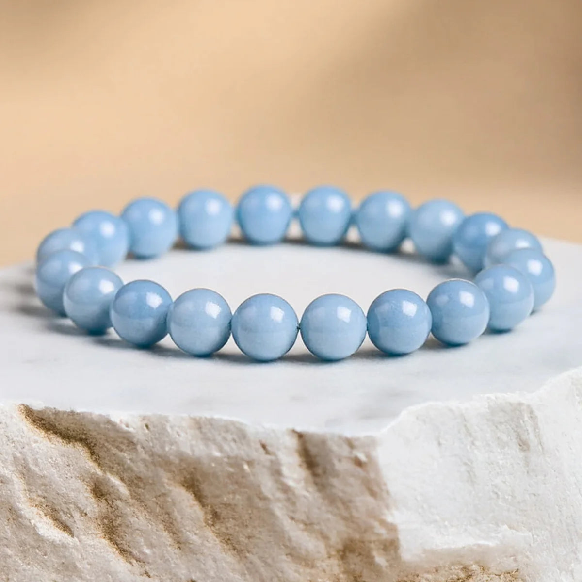 Bracelet en perles d'Angélite - Guidance Céleste