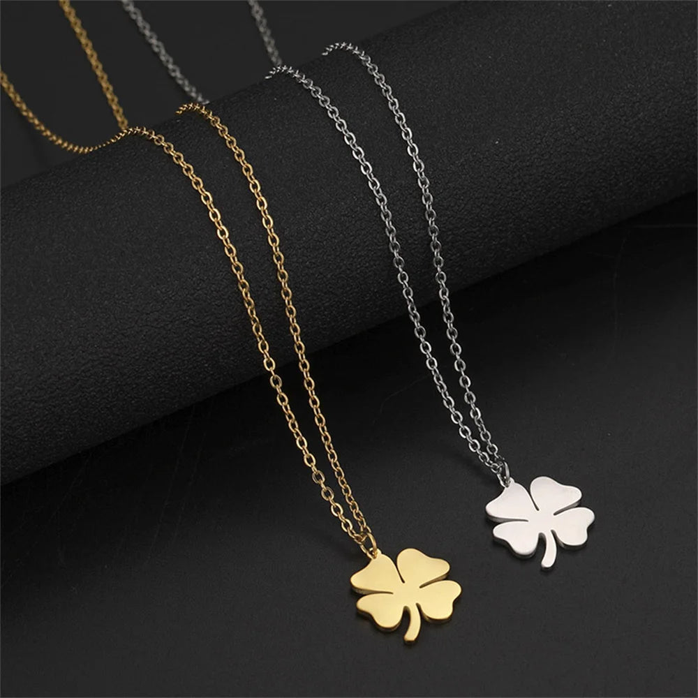 Collier Pendentif "Trèfle de Chance"