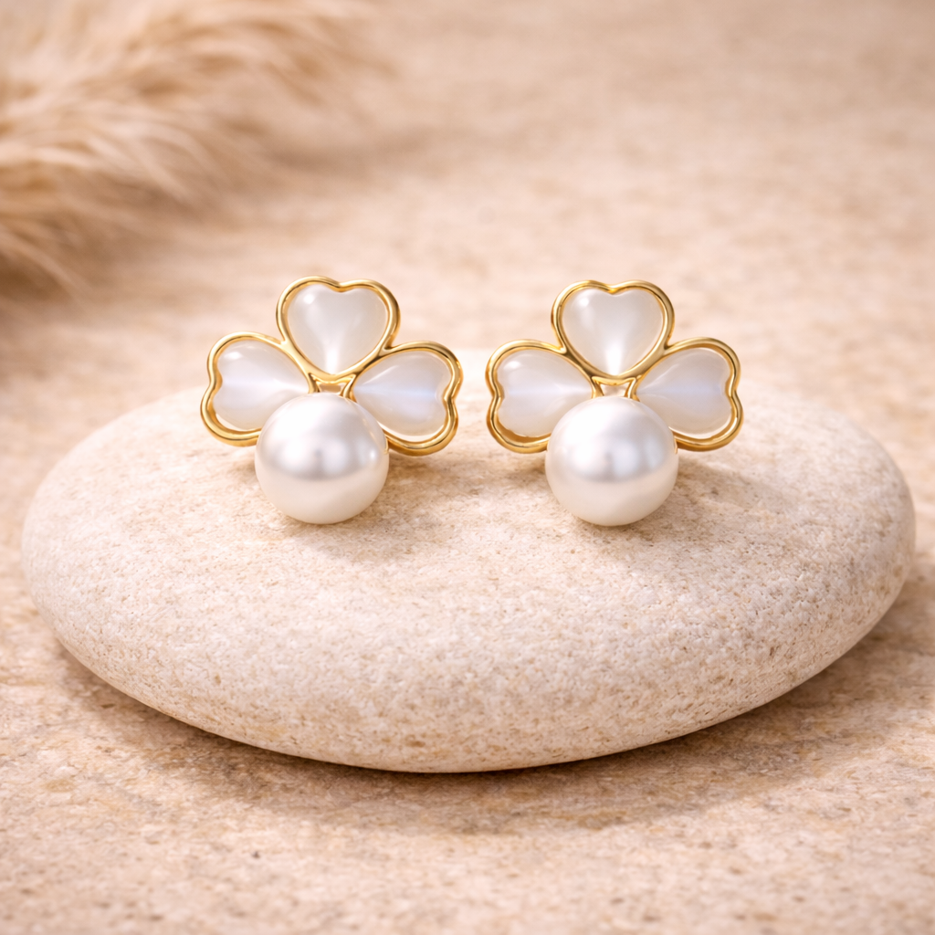 Boucles d’Oreilles en Nacre - Trèfle Porte-Bonheur