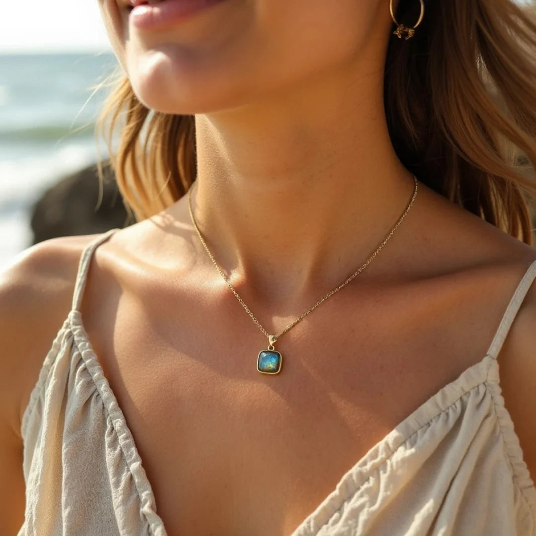 Pendentif en Labradorite - Protection de Lumière