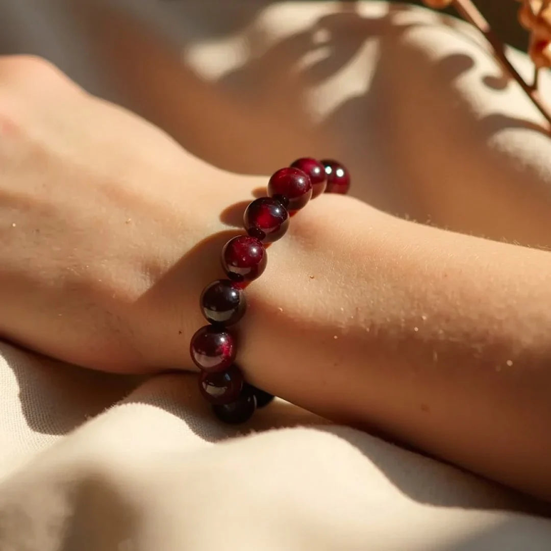 Bracelet en perles de Grenat Almandin - Âme Ardente
