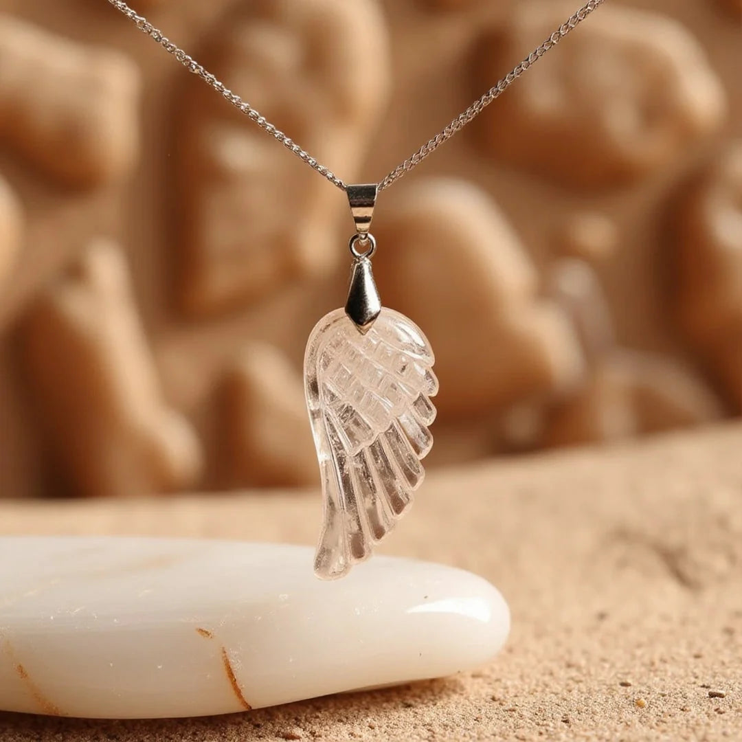 Collier Pendentif "Aile d'Ange" en Pierre Naturelle