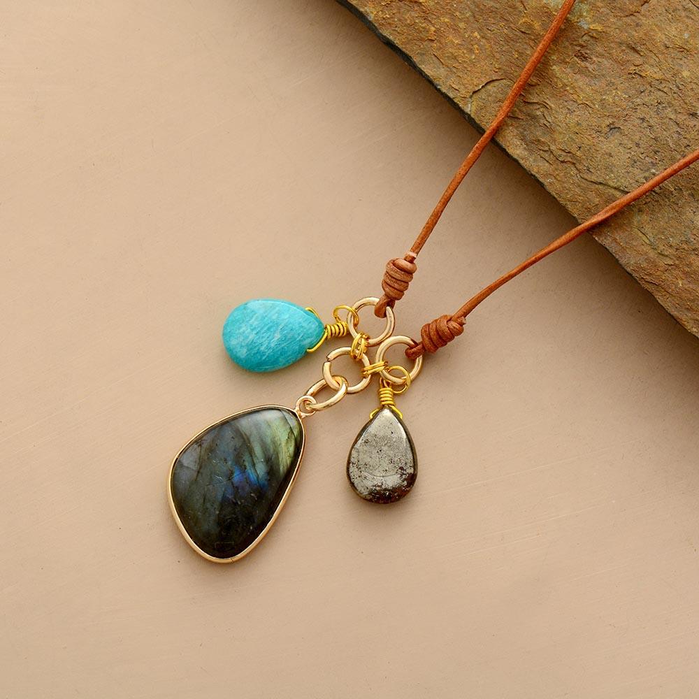 Collier en Amazonite, Labradorite & Pyrite "Trinité Céleste"