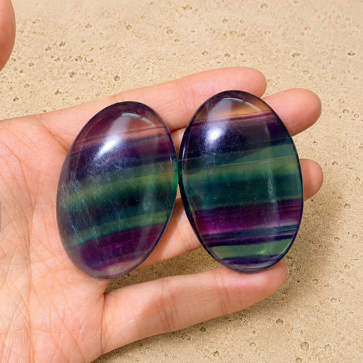 Galet en Fluorite Arc en Ciel - Mémoire & Concentration