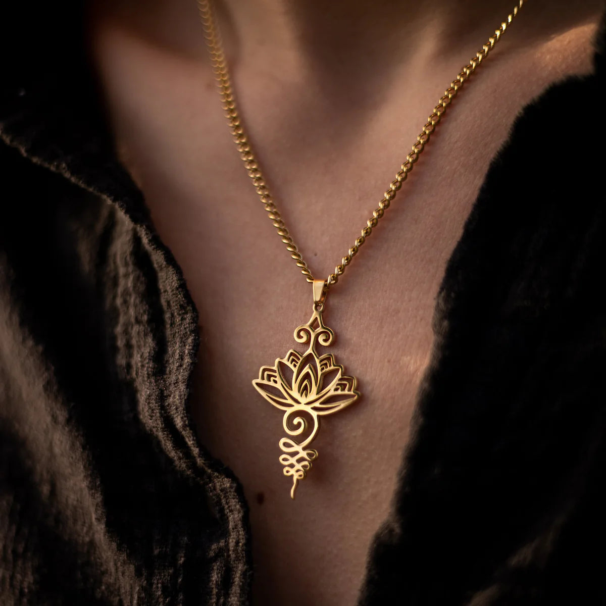 Collier Pendentif "Lotus Unalome"