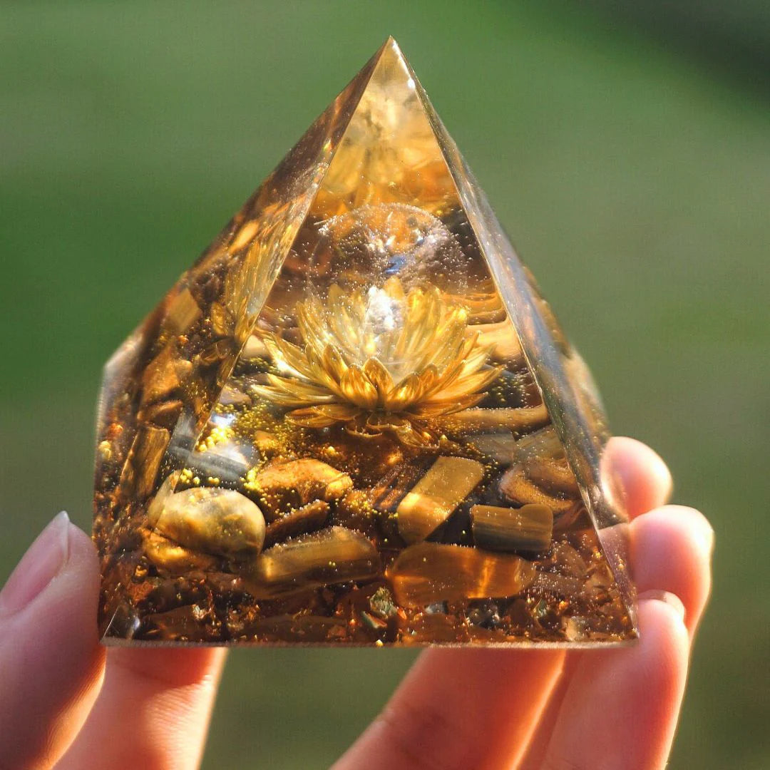 Orgonite en Oeil de Tigre - Lotus Divin