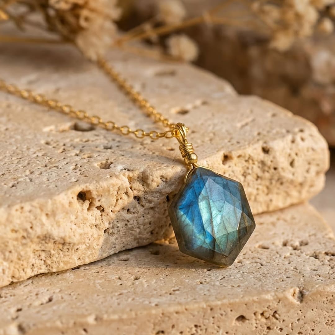 Pendentif en Lapis Lazuli ou Labradorite - Caresse Stellaire