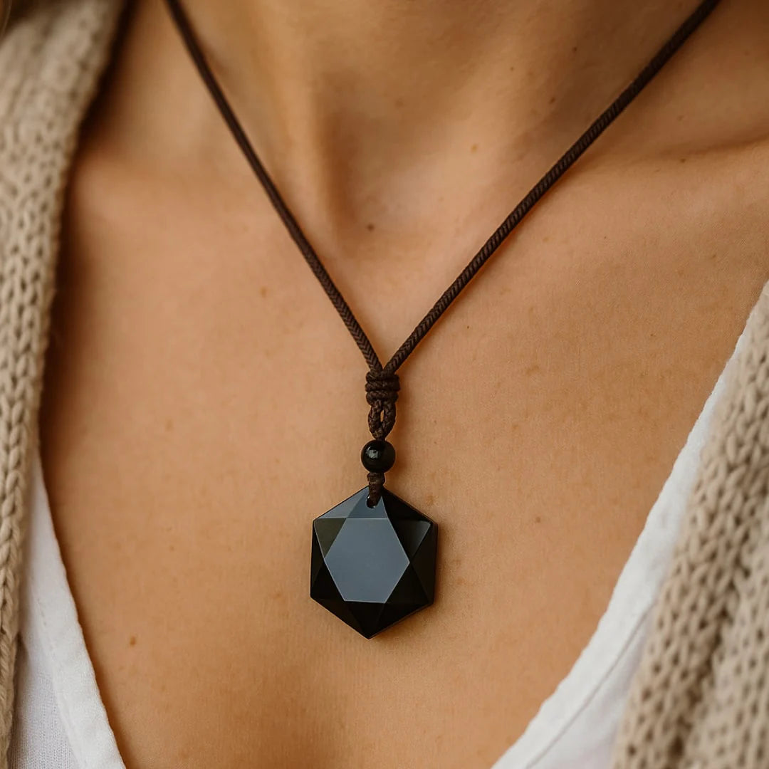 Pendentif en Obsidienne Noire - Etoile d'Ebene