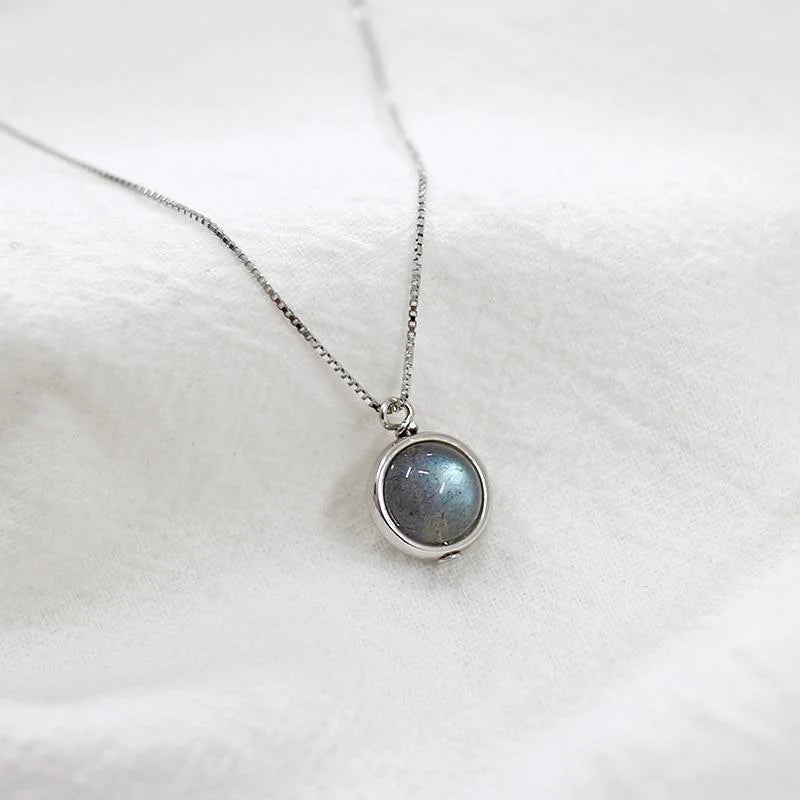 Pendentif "Perle Boréale" en Labradorite