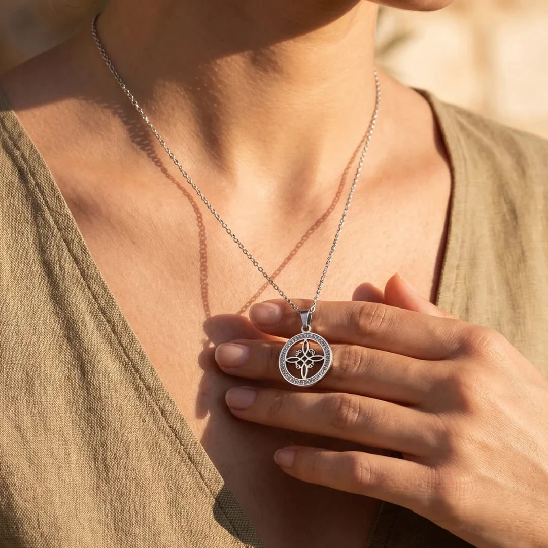 Pendentif Nœud de Sorcière - Cercle de Protection